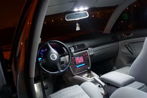 Jak zrobić oświetlenie wnętrza samochodu?